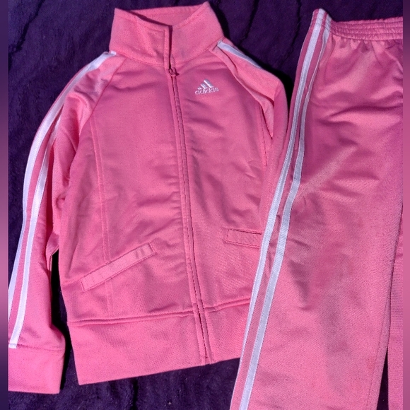 Adidas Tracksuit size 6 - Picture 2 of 4